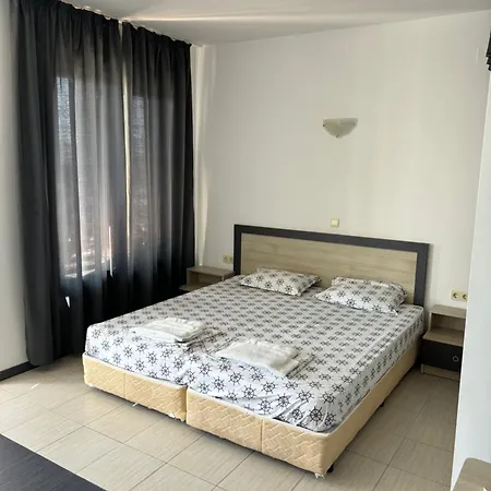 Beachside - 100 Meters From The Sea Apartment