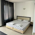 Beachside - 100 Meters From The Sea Appartement