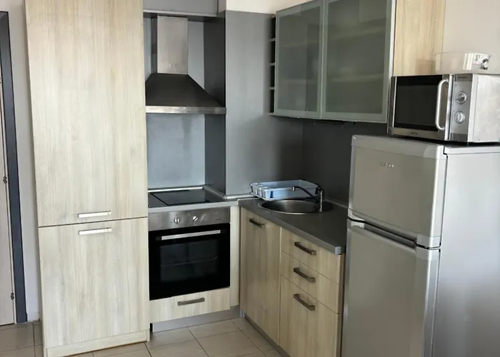 Διαμέρισμα Beachside - 100 Meters From The Sea Τσερνομόρετς